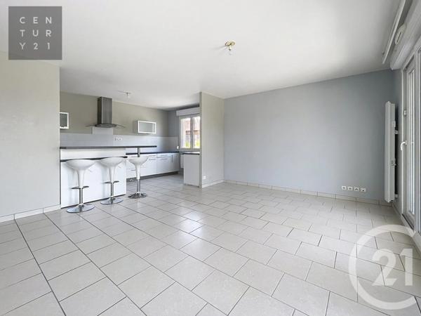 Appartement à vendre  3 pièces - 66,30 m 2   TROYES  - 10