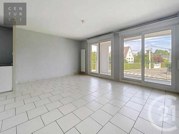 Appartement à vendre  3 pièces - 66,30 m 2   TROYES  - 10