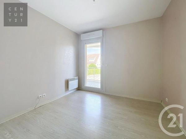 Appartement à vendre  3 pièces - 66,30 m 2   TROYES  - 10