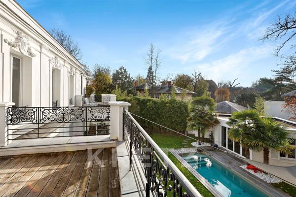 A vendre - Maison familiale avec piscine dans quartier recherché - Le Vésinet