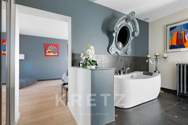 A vendre - Maison familiale avec piscine dans quartier recherché - Le Vésinet