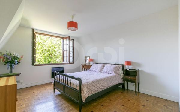 Maison à vendre    8 pièces •  Ormesson-sur-Marne