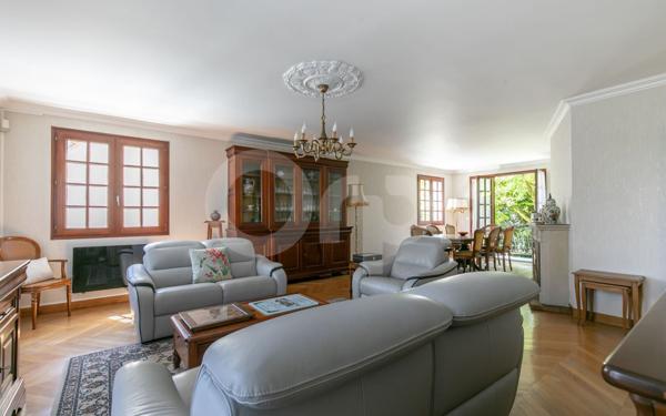 Maison à vendre    8 pièces •  Ormesson-sur-Marne