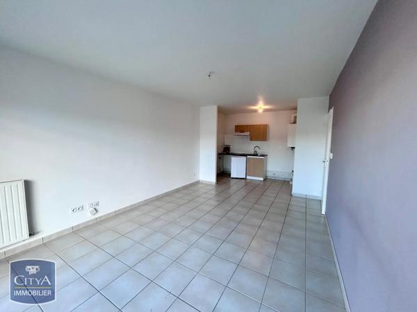 Appartement à louer 2 pièces 42.1m² Joué-lès-Tours (37300)