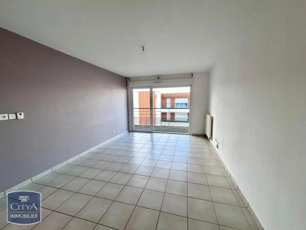 Appartement à louer 2 pièces 42.1m² Joué-lès-Tours (37300)