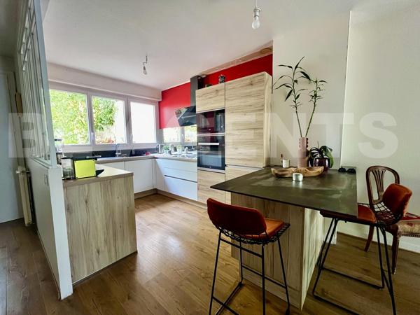 Maison lumineuse avec jardin, véranda et garage – un petit coin de paradis au calme