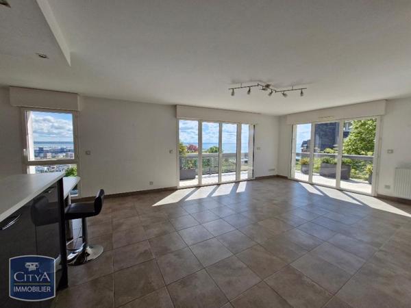 Appartement à louer 4 pièces 105.55m²