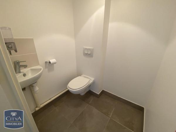 Appartement à louer 4 pièces 105.55m²