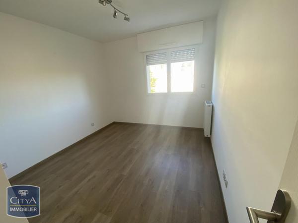 Appartement à louer 4 pièces 105.55m²