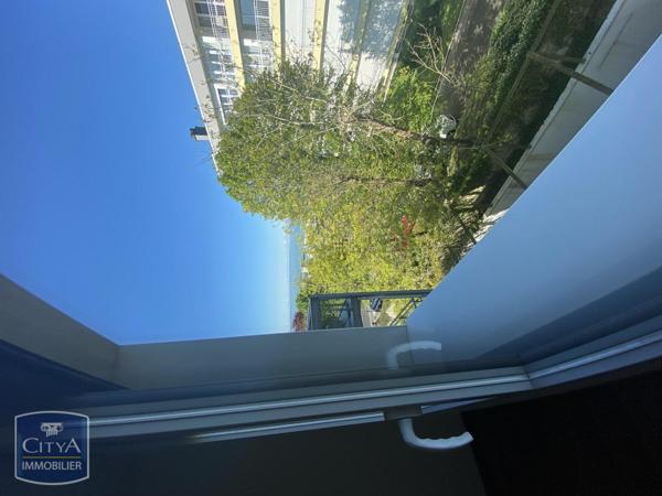 Appartement à louer 4 pièces 105.55m²