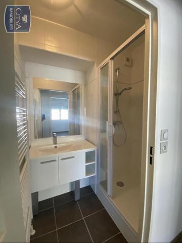 Appartement à louer 4 pièces 105.55m²