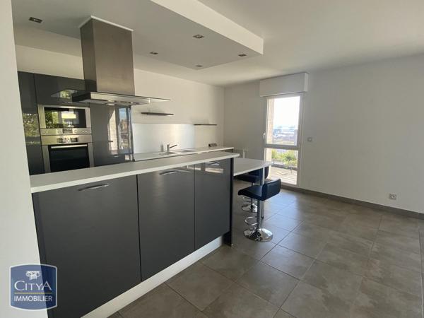 Appartement à louer 4 pièces 105.55m²