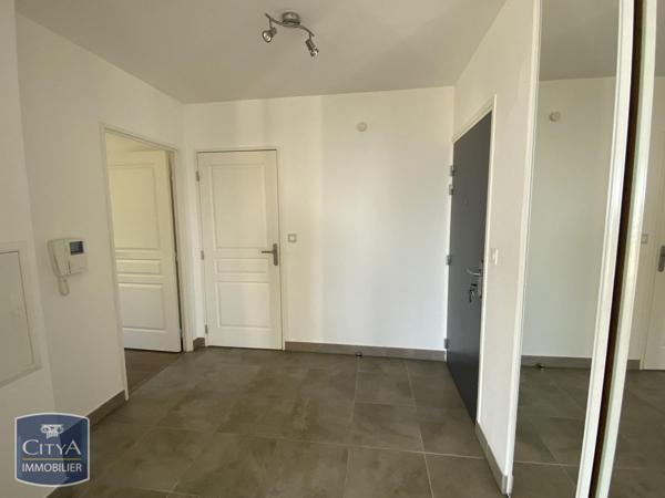 Appartement à louer 4 pièces 105.55m²