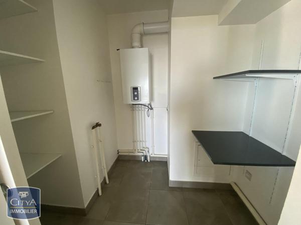 Appartement à louer 4 pièces 105.55m²