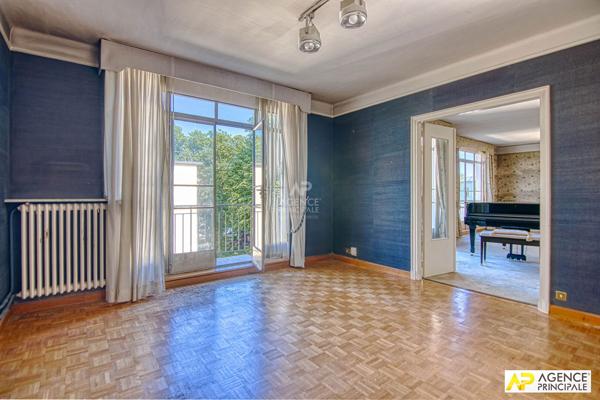 Versailles Clagny Appartement 186.93 m² carrez situé au 4ème et dernier étage avec ascenseur, balcons filants, cave et parking en sous-sol 795 000 € **  - Référence  28893