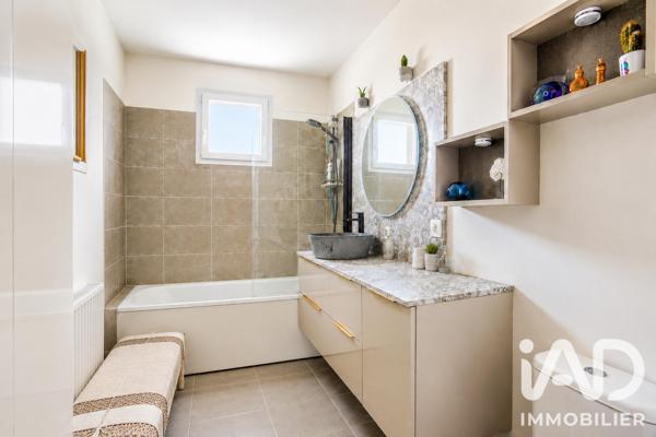 Appartement à vendre 4 pièces 81,7 m² Villeron