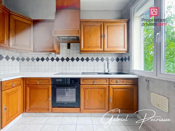 Ensemble immobilier Maison sur sous sol + grande dépendance