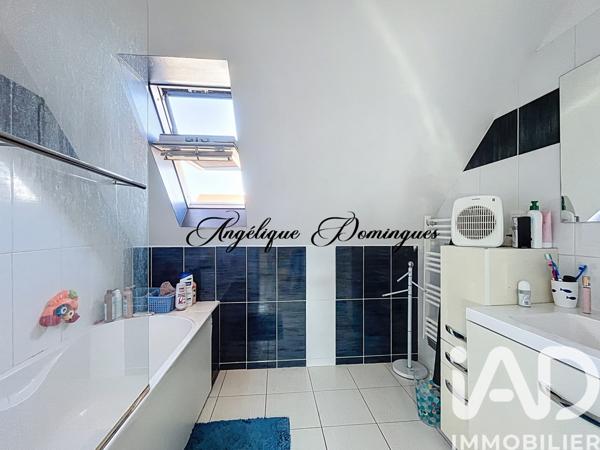 Maison à vendre 8 pièces 242 m² Mézières-sur-Seine