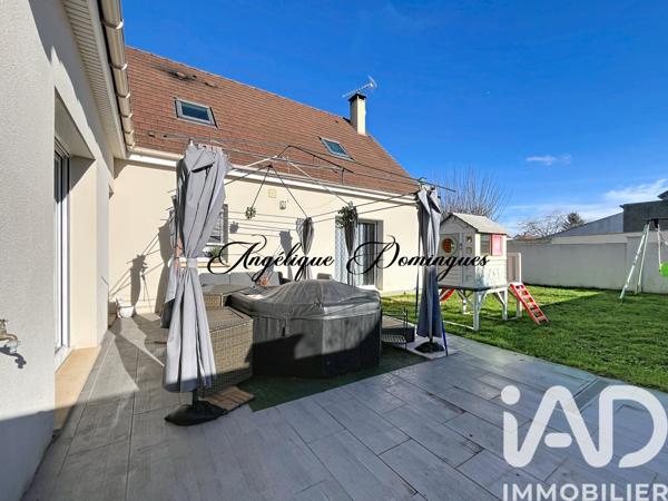 Maison à vendre 8 pièces 242 m² Mézières-sur-Seine