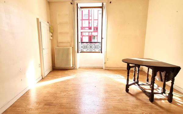 Immeuble à vendre    12 pièces •  Quimperlé