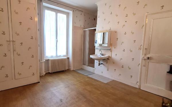Immeuble à vendre    12 pièces •  Quimperlé