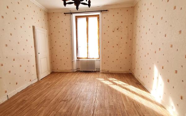 Immeuble à vendre    12 pièces •  Quimperlé