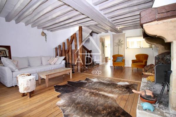 APPARTEMENT A VENDRE A NEAUPHLE LE CHATEAU - 4 pièces / 3 chambres 106m2