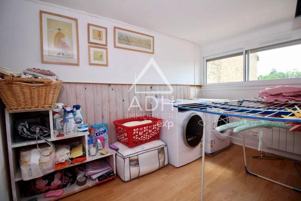 APPARTEMENT A VENDRE A NEAUPHLE LE CHATEAU - 4 pièces / 3 chambres 106m2