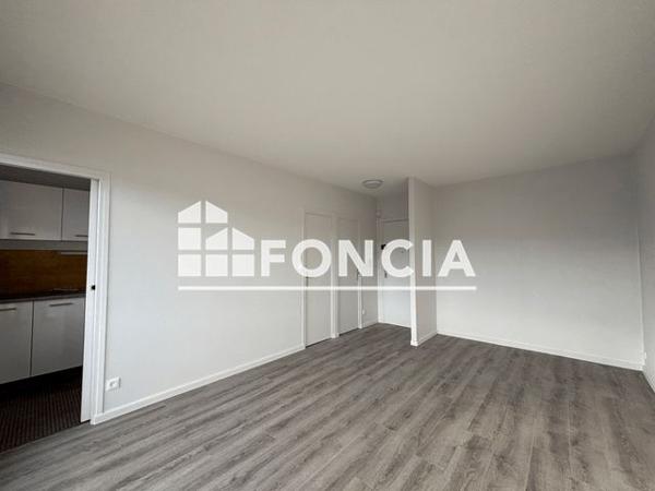 Location Studio 26.73 m² - 29 BOULEVARD ANATOLE FRANCE Lyon 69006