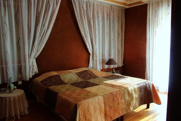 Maison à BEDARIEUX, 34600 - 7 pièces 225m²