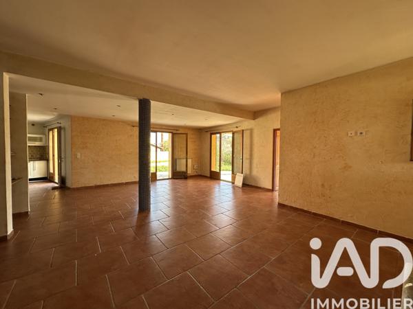 Maison à vendre 6 pièces 151 m² Solliès-Pont