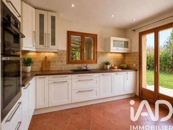 Maison à vendre 6 pièces 151 m² Solliès-Pont