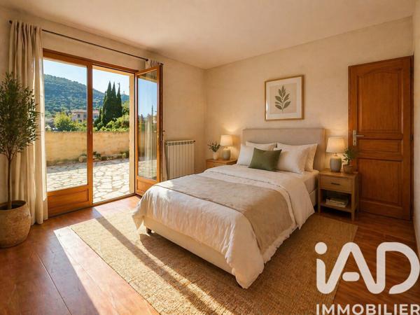 Maison à vendre 6 pièces 151 m² Solliès-Pont