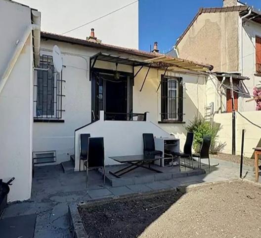 Petit ensemble immobilier : Maison et annexe