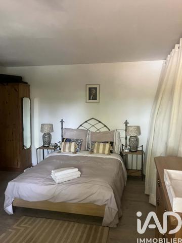 Maison à vendre 6 pièces 182 m² Sanxay