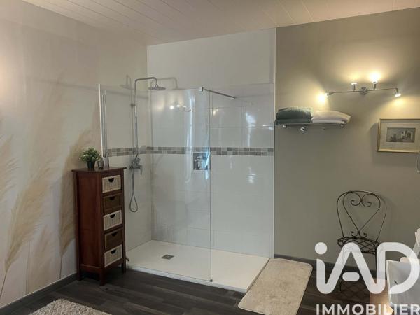 Maison à vendre 6 pièces 182 m² Sanxay