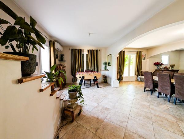 Maison l'Isle Sur La Sorgue 9 pièces quartier calme