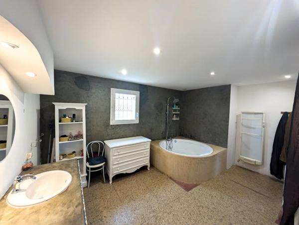 Maison l'Isle Sur La Sorgue 9 pièces quartier calme