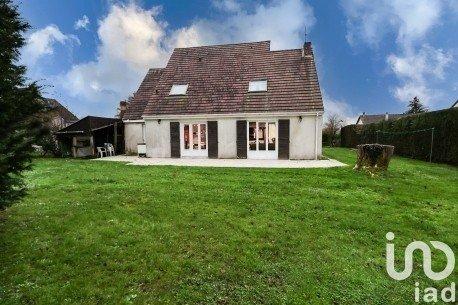 House for sale 7 rooms 154 m² Chaumont-en-Vexin