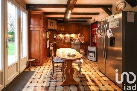 House for sale 7 rooms 154 m² Chaumont-en-Vexin