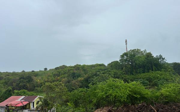 Terrain à vendre    Le Moule