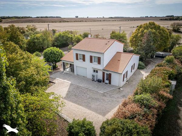 Maison à vendre 278 144 € Épannes 5 p 149 m² DPE C