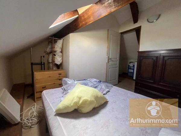 Vente                                                      Maison de village
                        
                     3 pièces                      67 m2                     à Campagnac