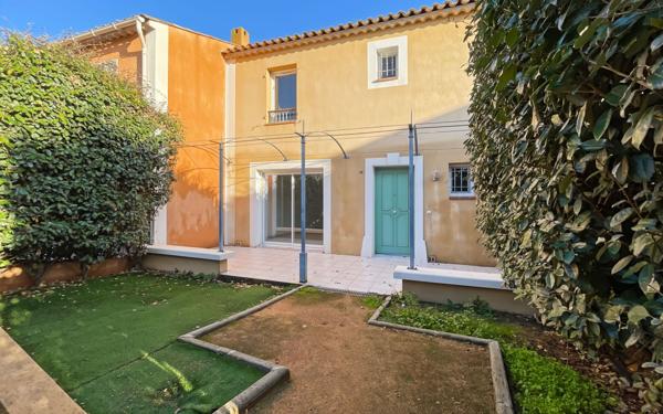 Maison à vendre    4 pièces • 84,63 m2 Roquebrune-sur-Argens