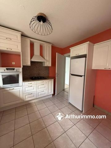 Location                                                      Appartement
                        
                     3 pièces                      91 m2                     à Belfort