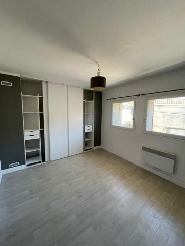 Maison de village T3 bis avec cour Bram (11150)