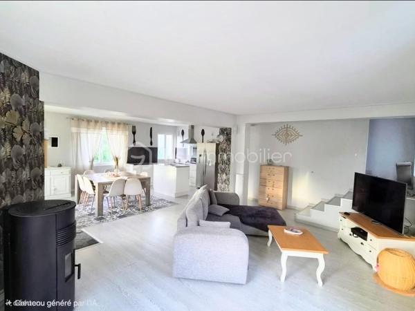 Découvrez cette maison familiale aux beaux volumes, idéalement située dans un secteur immobilier dynamique à Aube. Spacieuse, lumineuse et fonctionnelle, elle offre un cadre de vie agréable ainsi qu’un fort potentiel d’aménagement pour s’adapter à tous vos projets.

Le rez-de-chaussée, d’environ 85 m2, propose de généreux espaces de vie et une grande chambre, où chacun pourra profiter d’un quotidien confortable, sans contrainte d’espace. Les nombreuses ouvertures sur le jardin apportent une belle luminosité naturelle et créent une continuité harmonieuse entre l’intérieur et l’extérieur.

À l’étage, l’espace nuit se compose de 3 chambres, 1 dressing et 2 bureaux, offrant de belles possibilités pour une famille, l’aménagement d’un bureau, d’une salle de jeux ou encore d’un espace dédié au télétravail. 

La maison dispose également de deux toilettes, un atout appréciable au quotidien.

La terrasse et le balcon, à aménager selon vos envies, représente un véritable potentiel pour créer des espaces extérieurs conviviaux : repas en famille, moments de détente ou coin salon d’été.

Un grand sous-sol d’environ 85 m2 complète l’ensemble. Il offre de multiples usages : stationnement, rangement, atelier, espace de bricolage ou surface supplémentaire à exploiter selon vos besoins.

Côté confort, la maison bénéficie d’un système de chauffage associant une pompe à chaleur et un poêle à granulés, deux solutions économiques et performantes. L’isolation des combles et du sous-sol a également été réalisée, contribuant à améliorer le confort thermique et à mieux maîtriser les dépenses énergétiques.

Une maison aux nombreux atouts, offrant espace, luminosité et potentiel d’évolution. Contactez-moi pour obtenir davantage d’informations et organiser une visite.


-