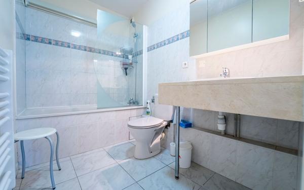 Appartement à vendre    6 pièces • 162,91 m2 Montpellier