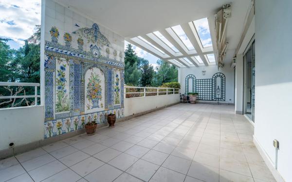 Appartement à vendre    6 pièces • 162,91 m2 Montpellier