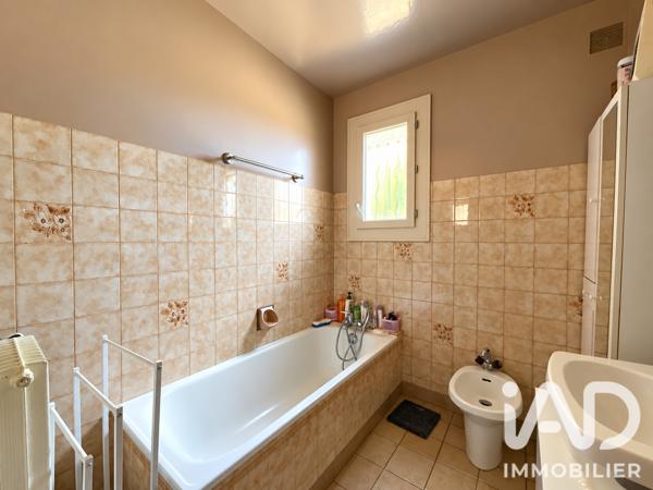 Maison à vendre 3 pièces 69 m² Saint-Martin-Sainte-Catherine